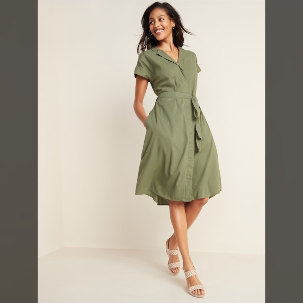 Old Navy Waist-Defined Tie-Belt Shirt Dress
